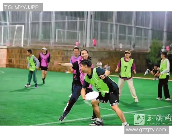 重庆飞盘队与上海飞盘队赛后复盘团队协作的精彩瞬间与反思分析